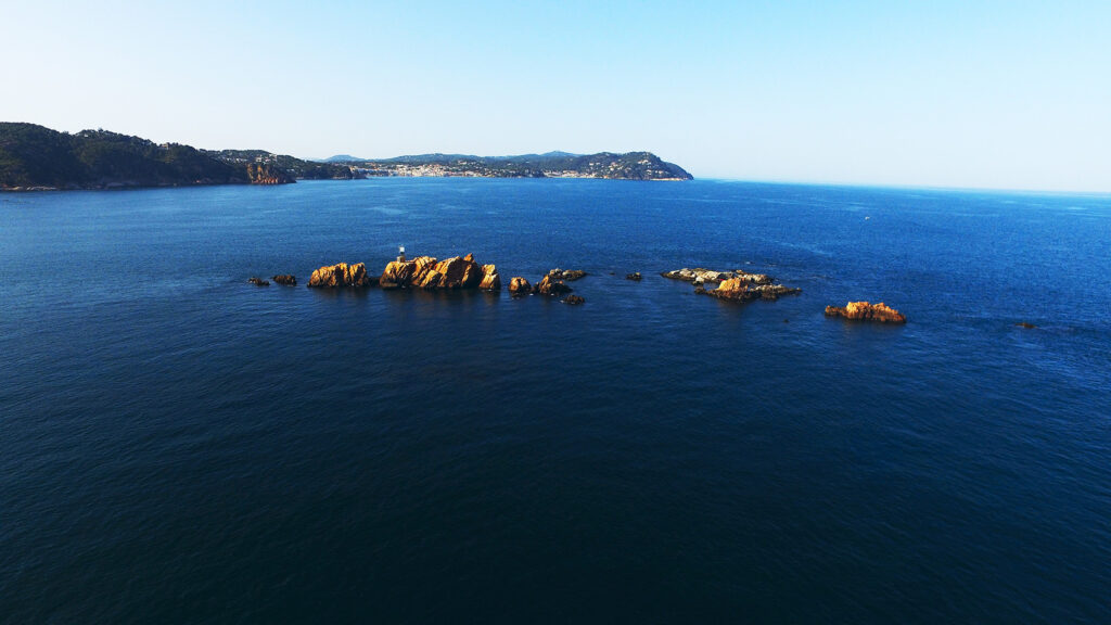 Navegación cercana a Illes Formigues – Costa Brava